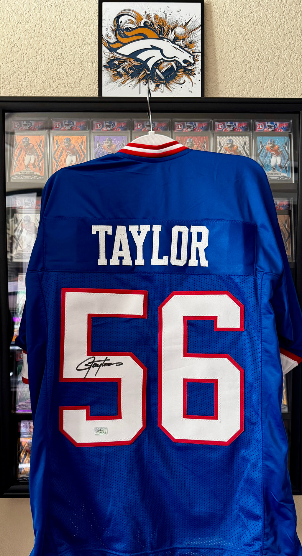 Lawrence Taylor Autographed Custom New York Giants Jersey, Player Holo SOA