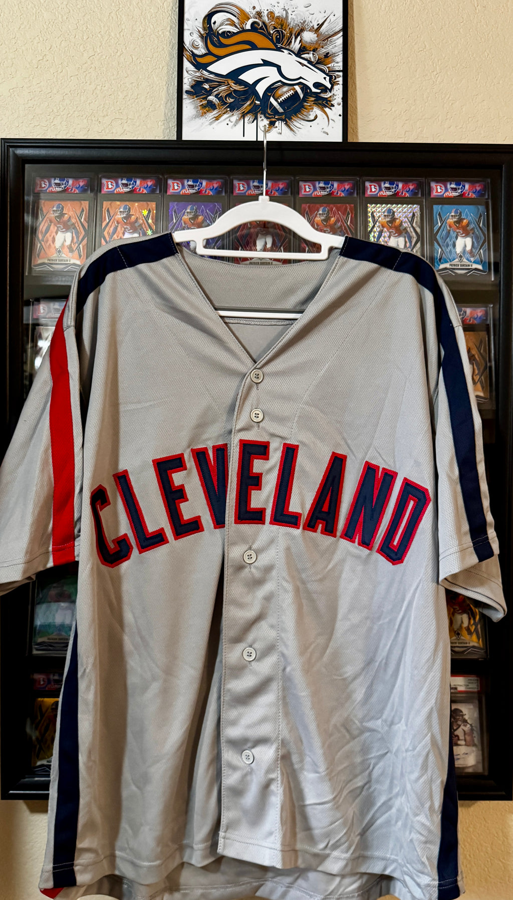 Charlie Sheen Autographed Custom Major League Ricky Vaughn Cleveland Silver Jersey,  Beckett COA