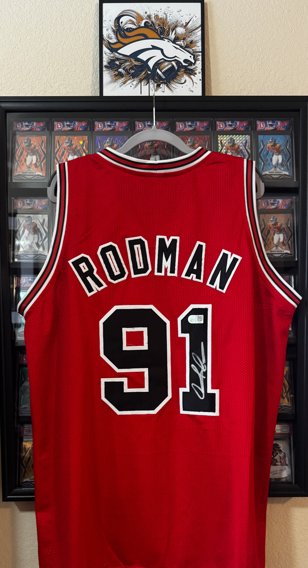 Dennis Rodman autograph Custom Chicago Bulls Jersey, SWAU SOA