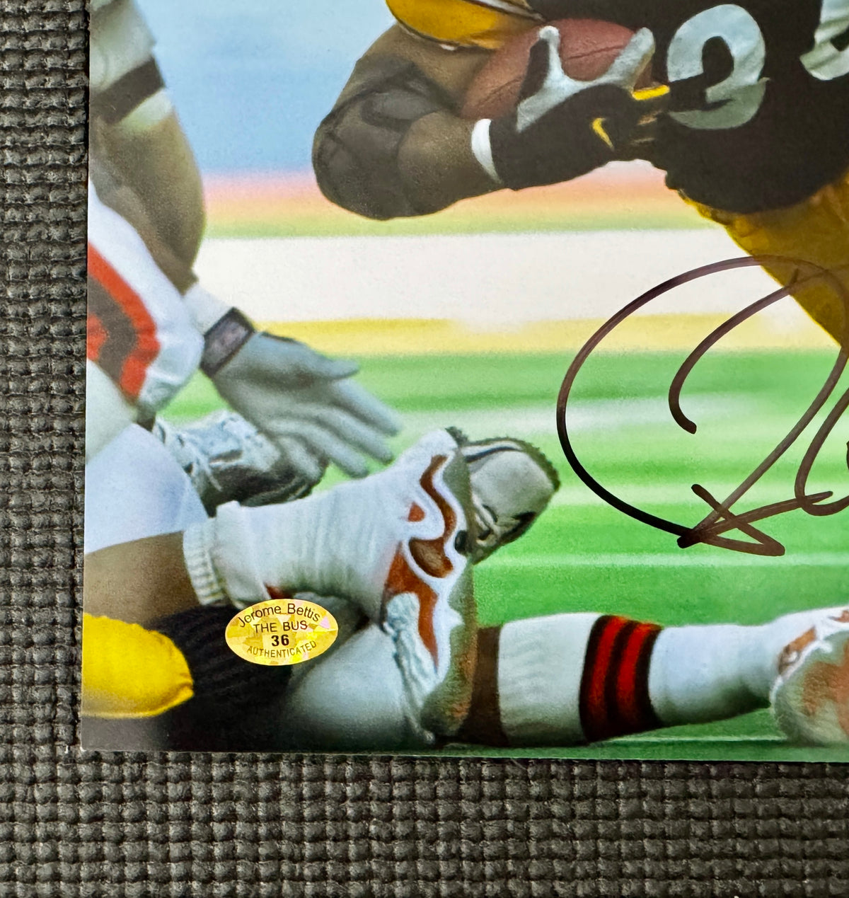 Jerome Bettis Autograph 8.5 x 11 Photo, Bus SOA