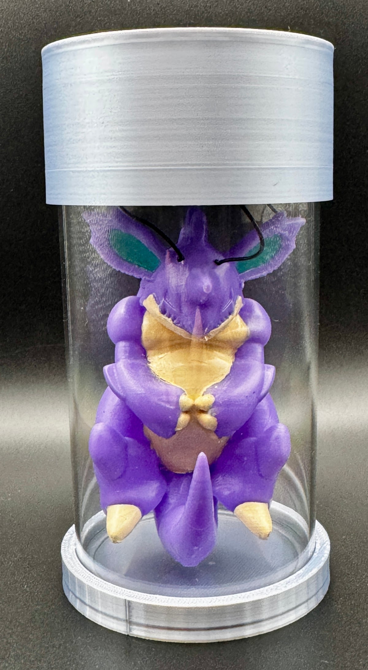 Pokémon Light Up, Cryo Lab Tube, "Nidoking"