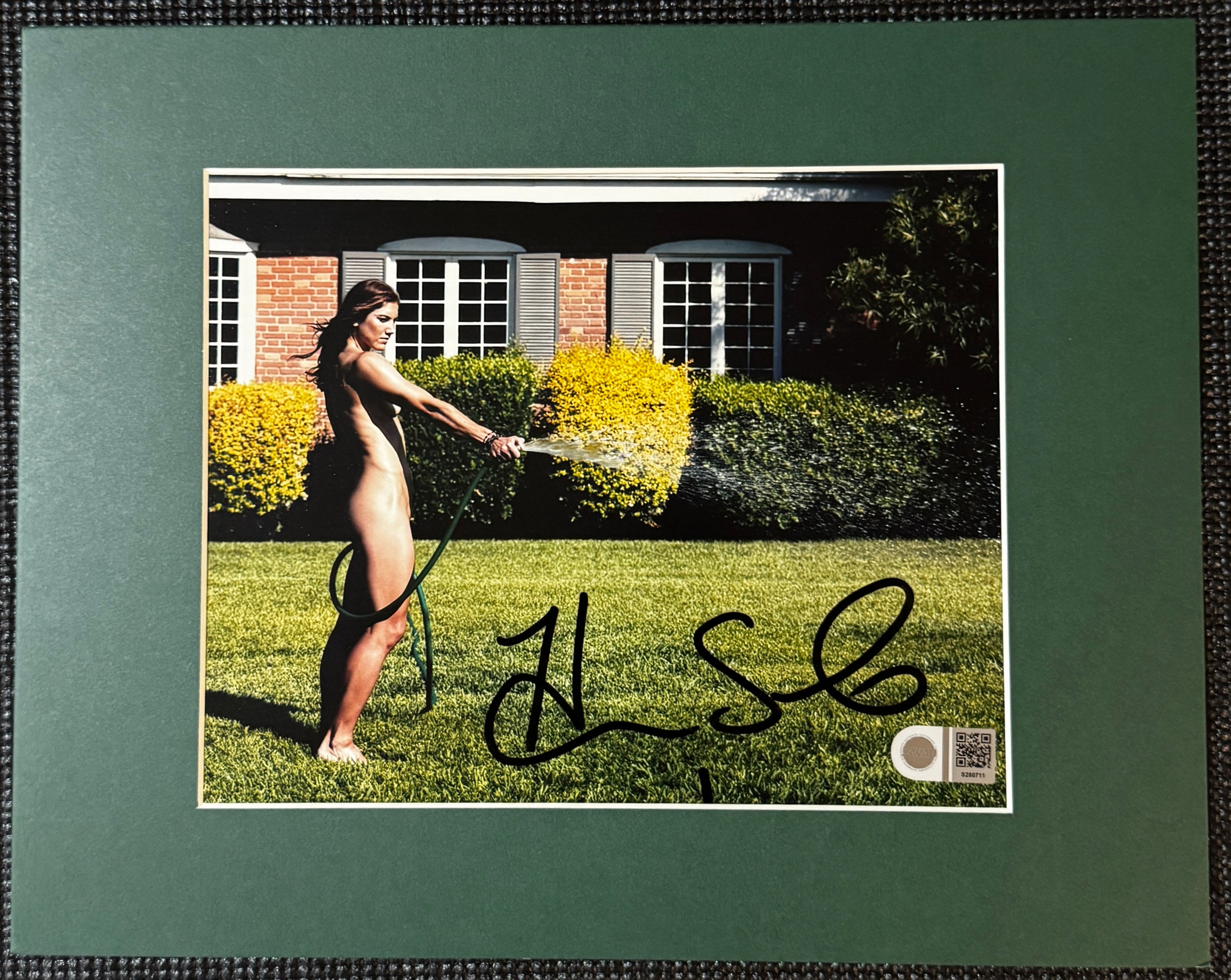 Hope Solo Autographed Matted 8x10 Photo For Framing – ESPN Body Issue, SWAU SOA