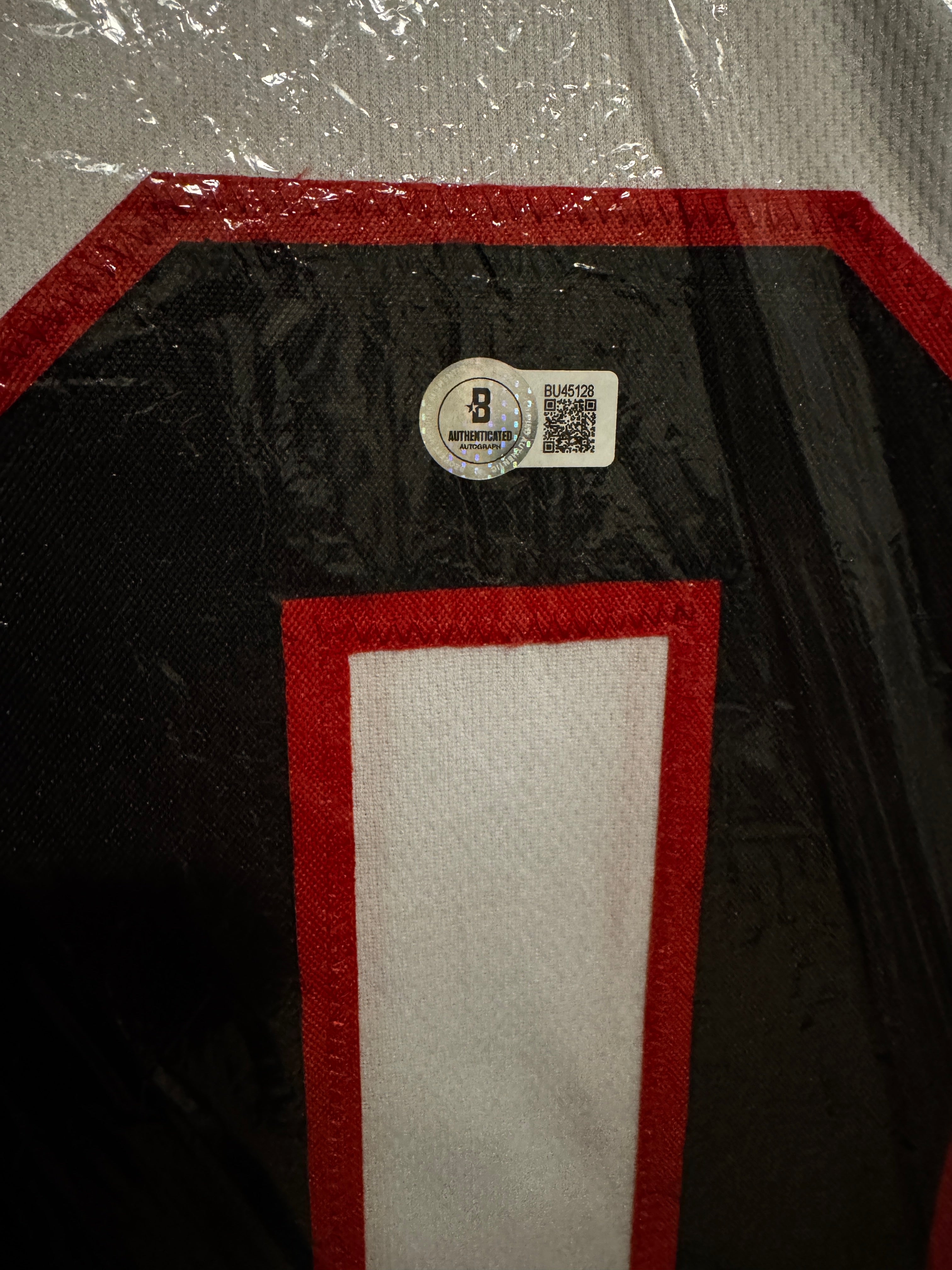 Chevy Chase Autographed XL Clark Griswold Player Jersey For Framing – Beckett/W