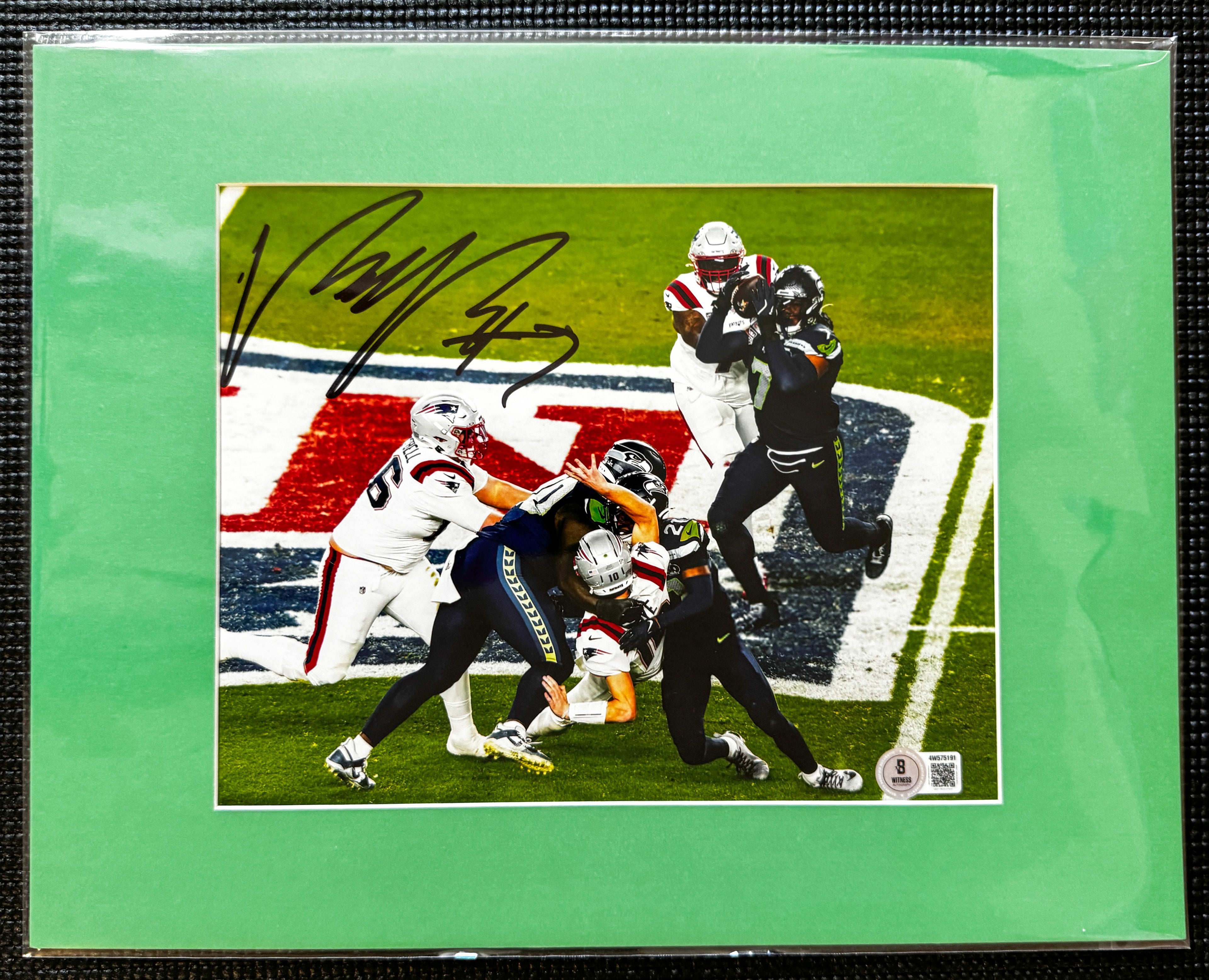 Uchenna Nwosu autographed Seattle Seahawks Pick 6 8x10 Beckett/W