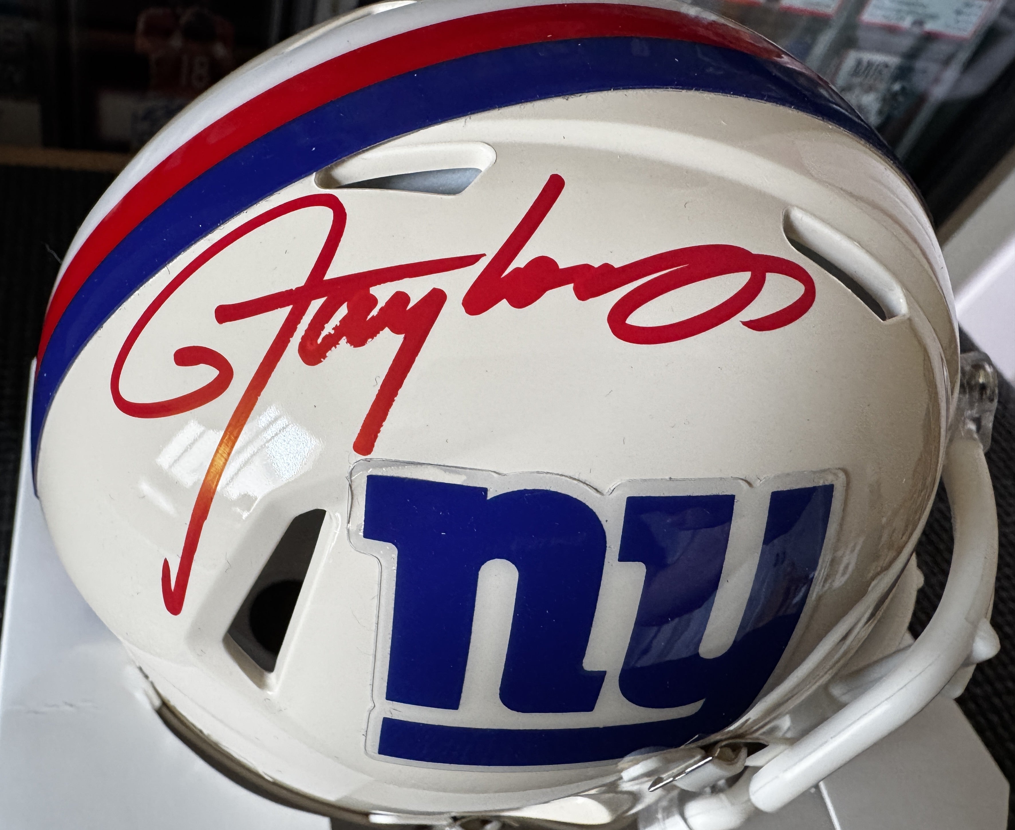 Lawrence Taylor Signed Autographed Giants Retro Mini Helmet SWAU COA