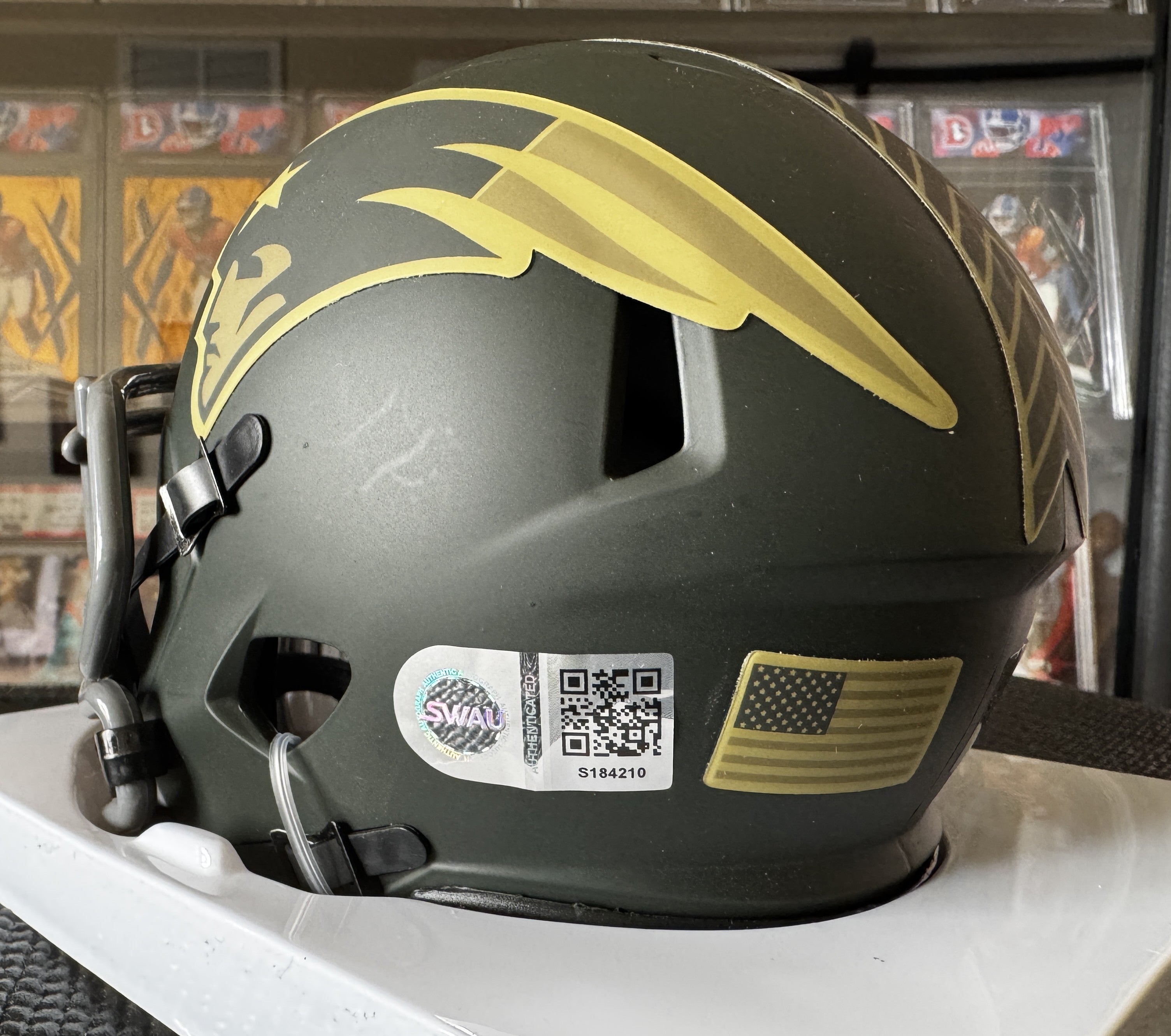 Treveyon Henderson Autographed Signed Salute to Service Patriots Mini Helmet SWAU Witnessed