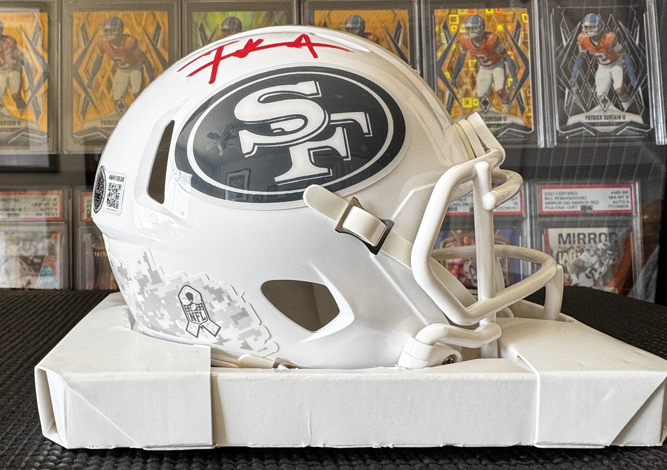 Frank Gore Autographed San Francisco 49ers White STS Mini Helmet Beckett Witnessed