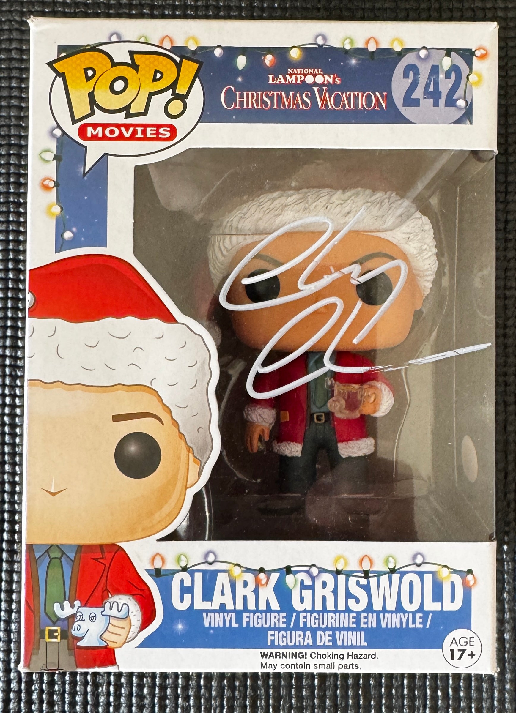 Chevy Chase Autographed Clark Griswold Bobble Head XMAS Vacation (Slight Box and Signature Damage)