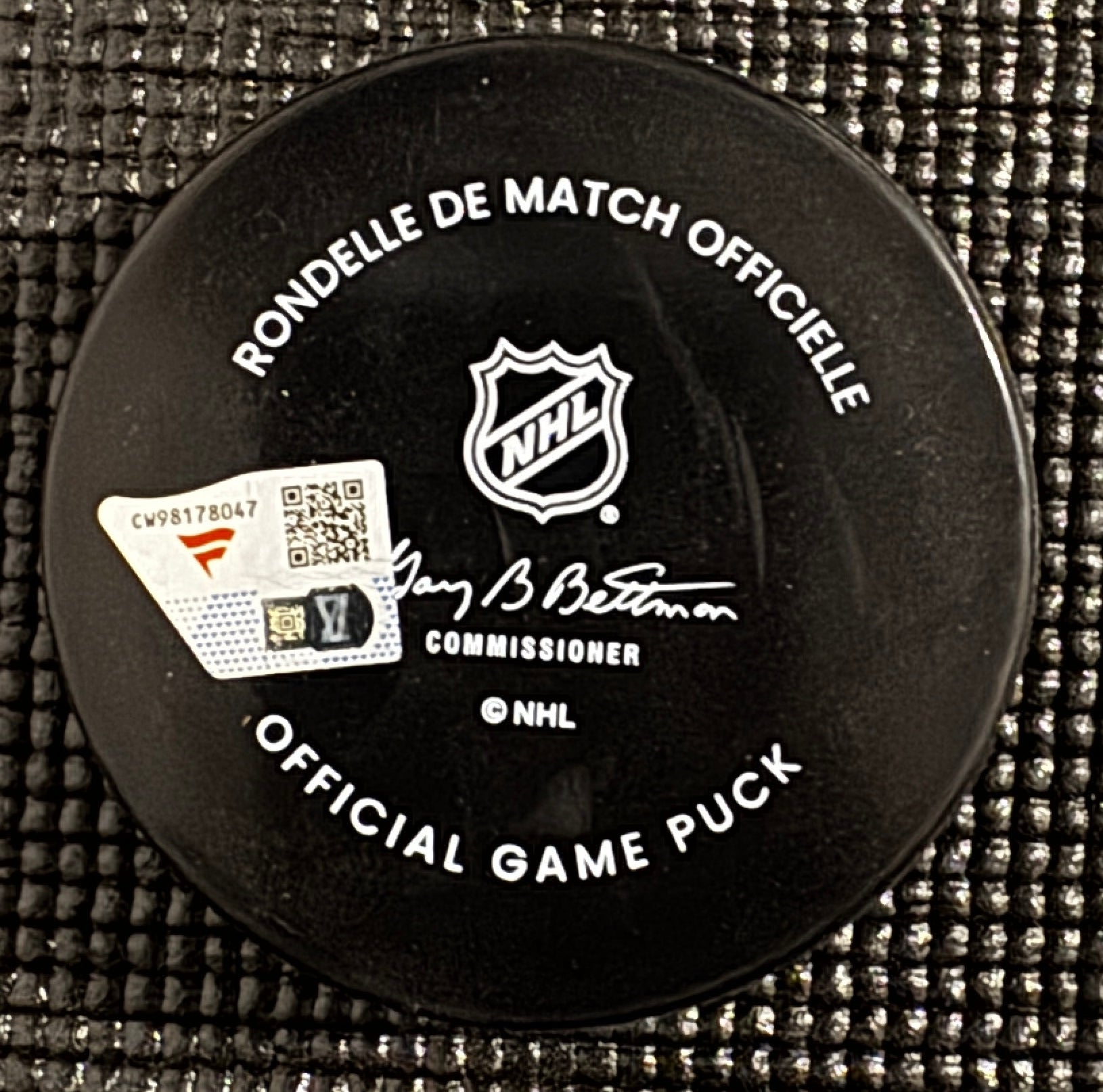 Yanni Gourde Seattle Kraken Signed Official NHL Game Puck 100th Goal 4-22-23 Fanatics/W